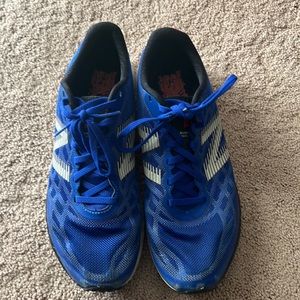 New Balance Men Blue Sneakers